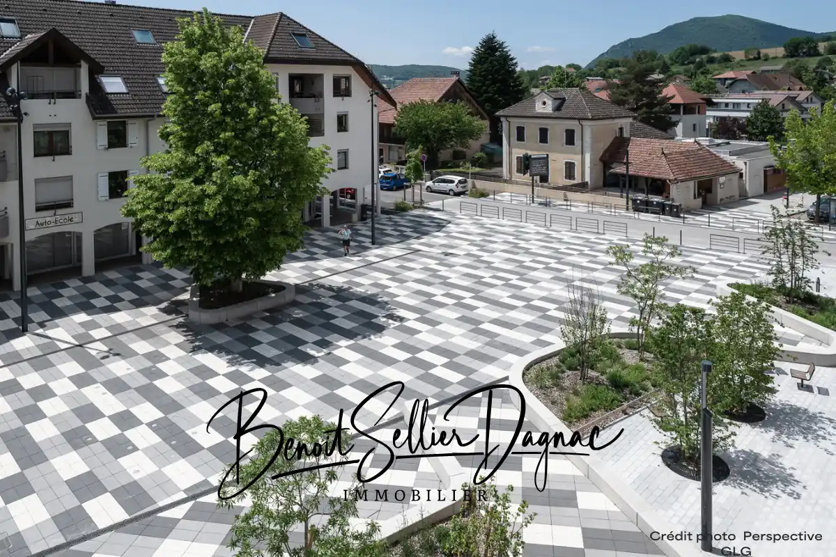Prix au m2 à Cuvat en 2025 – Vue du village