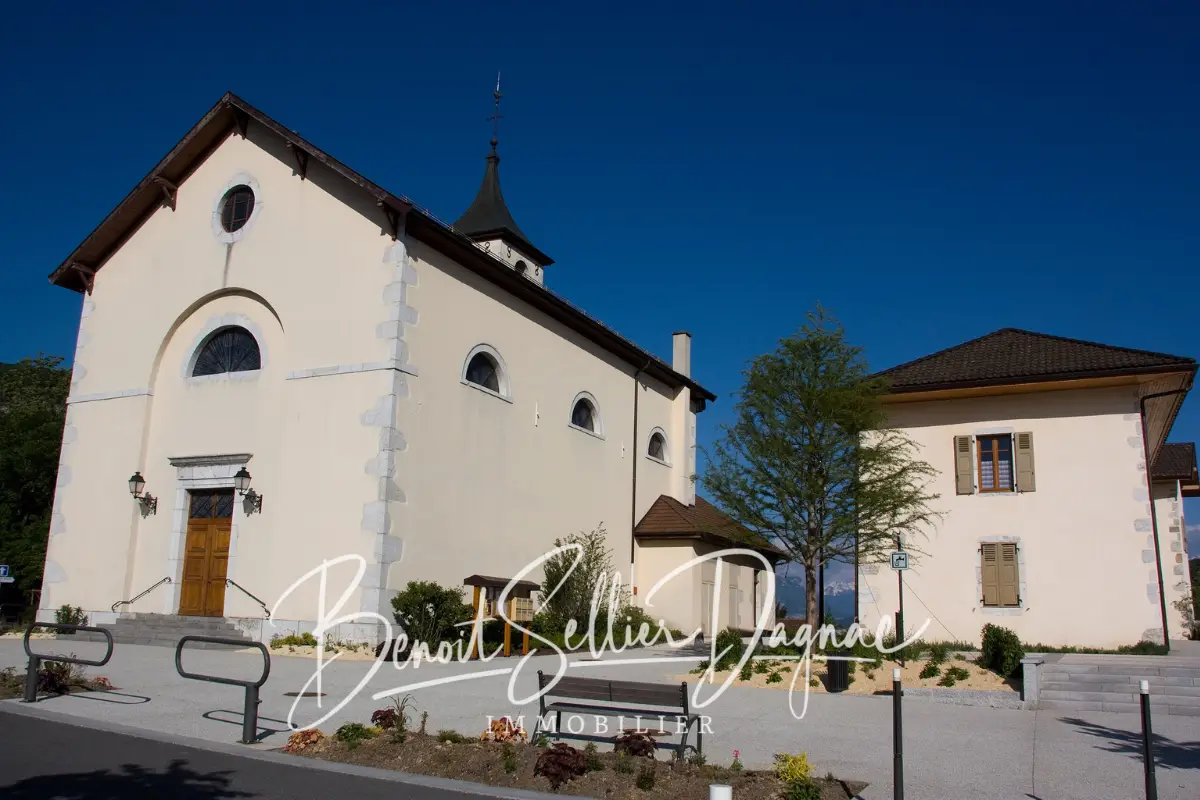 Prix au m2 à Cuvat en 2025 – Vue du village