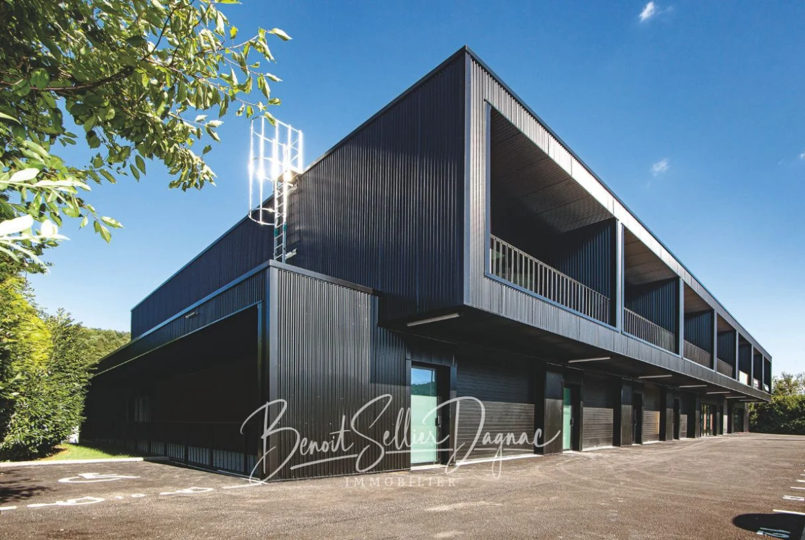 Architecture industrielle et design moderne du programme Les Passerelles à Charvonnex