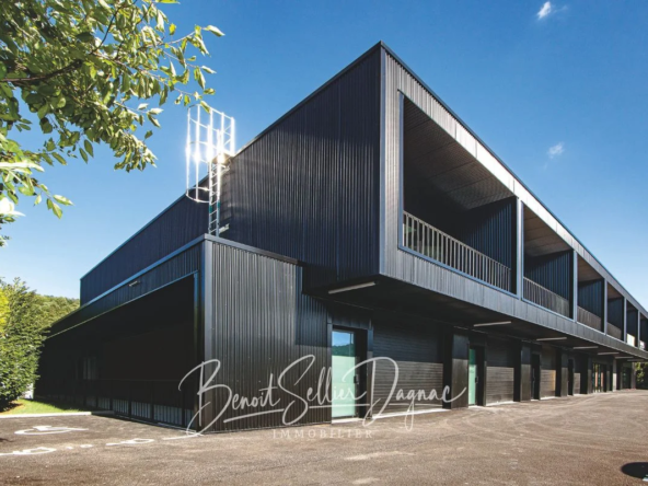 Architecture industrielle et design moderne du programme Les Passerelles à Charvonnex